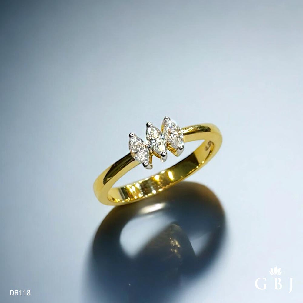 18K Real Diamond Crown Ring VS / F-G